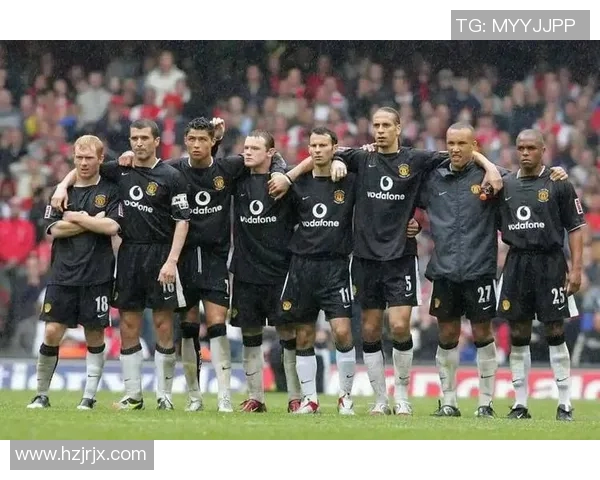 米兰与曼联阵容对比分析谁能在欧战中占据优势