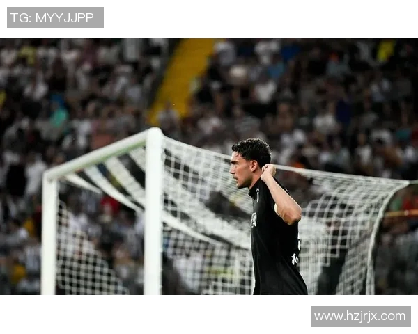 弗拉霍维奇带领球队重返巅峰的奋斗历程与未来展望 弗拉霍维奇带领球队重返巅峰的奋斗历程与未来展望