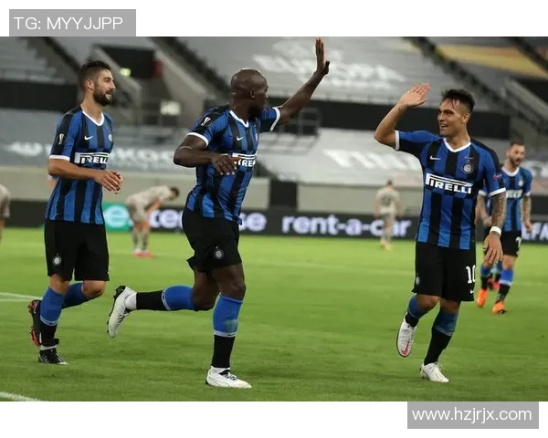 杜塞尔与帕德的精彩对决揭示足球战术与团队协作的完美结合